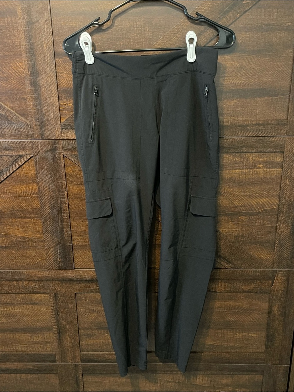 Athleta Black Cargo Jogger Pants with Zip Pockets